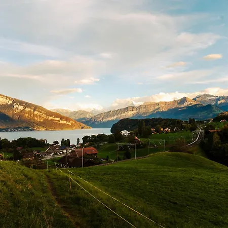 Sérénité Einigen, Chalet, Cherry Blossom Special Chalet Spiez