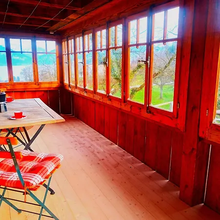 Serenite Spiez, Lakeview, Шале *